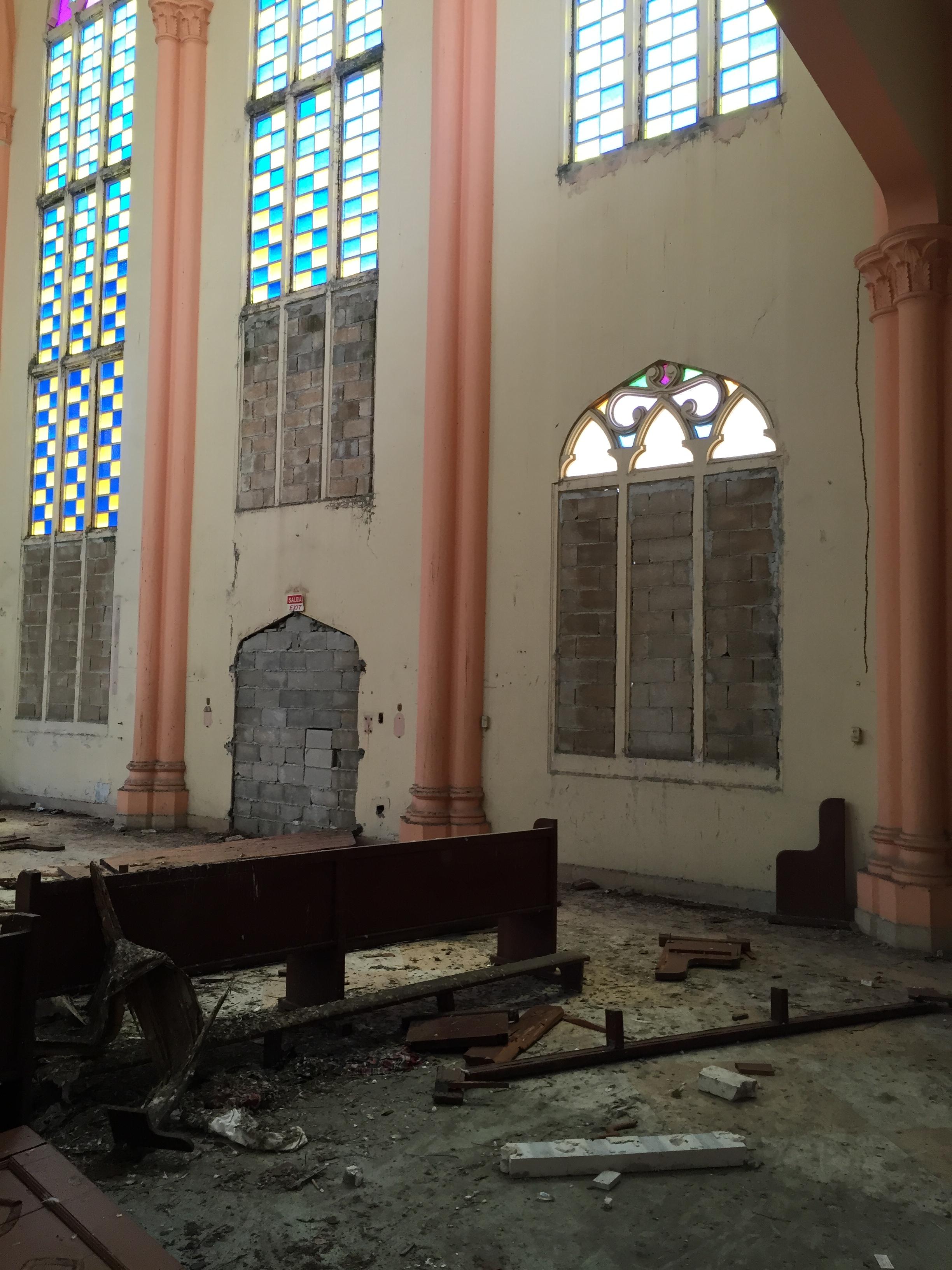 Colegio La Milagrosa - Capilla - San Juan (Río Piedras) - 2015 00013